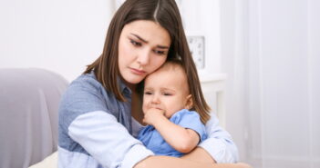Baby schreit Abends: 4 mögliche Gründe