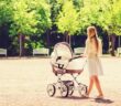 Erster Spaziergang mit dem Baby: so bereitest Du dich und den Zwerg perfekt vor ( Foto: Shutterstock- Syda Productions)