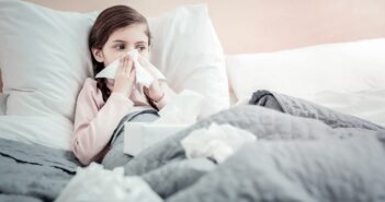 Grippe bei Kindern: Symptome wirksam behandeln und lindern