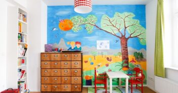 Kinderzimmer, dass darf Farbe, Motive haben. Ein Kinderzimmer muss einladen zum träumen, spielen, schlafen, entspannen