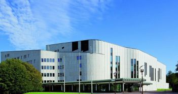 Aalto Lab bietet Jugendlichen kostenlose Einblicke hinter die (Foto: Bernadette Grimmenstein/TUP)