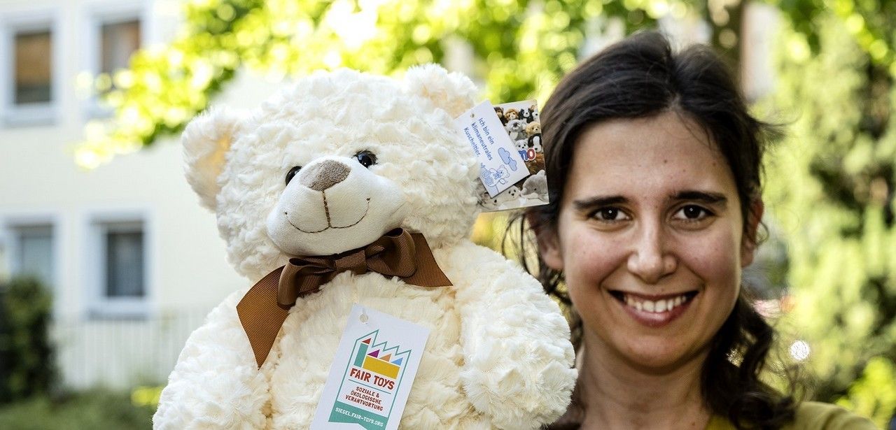 Fair Toys Organisation vergibt Siegel für soziale Verantwortung in der (Foto: Fair Toys Organisation e.V.. Rudi Ott)