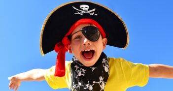 Kindergeburtstag Mottopartys der Hit. Wie wäre es mit Piratenparty?