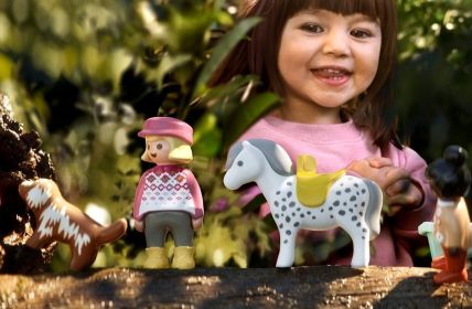 Playmobil revolutioniert mit pflanzenbasiertem Spielzeug für Kleinkinder die (Foto: PLAYMOBIL. CHRISTIAN BERG)